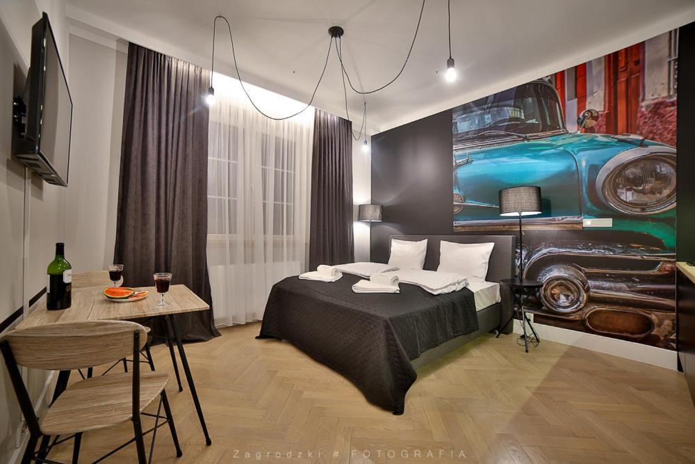 Saint Thomas Corner - By Upstairs Aparthotel Krakow Exterior photo