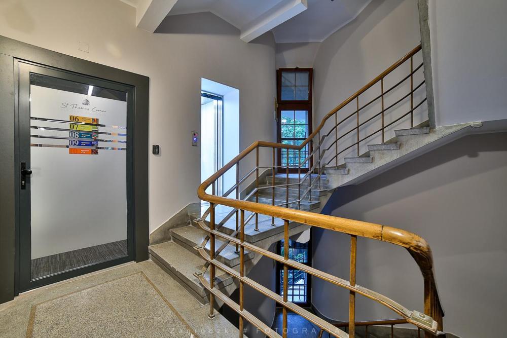 Saint Thomas Corner - By Upstairs Aparthotel Krakow Exterior photo