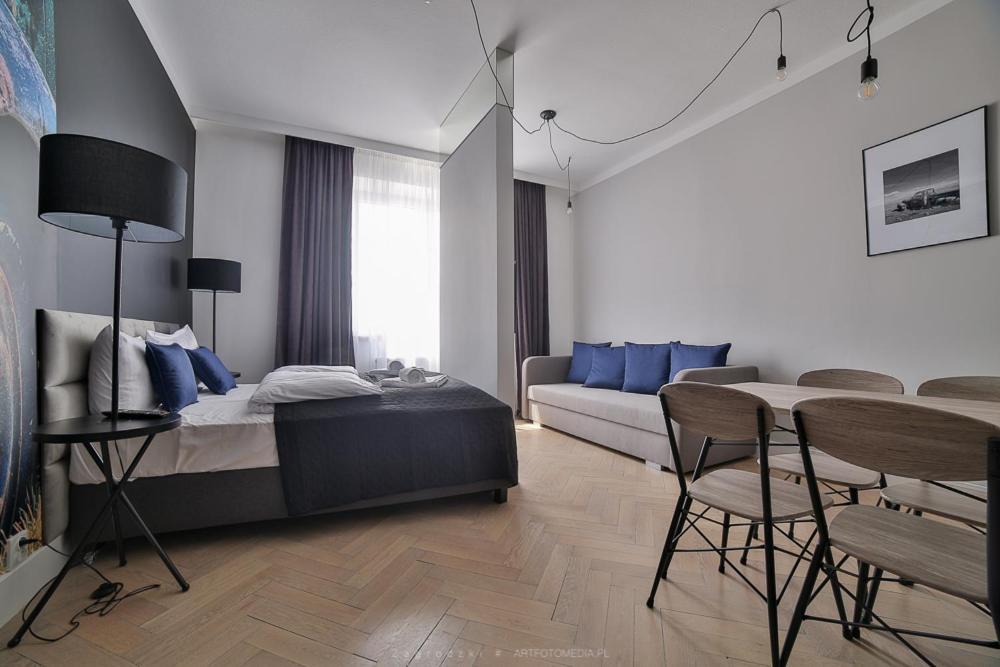 Saint Thomas Corner - By Upstairs Aparthotel Krakow Exterior photo