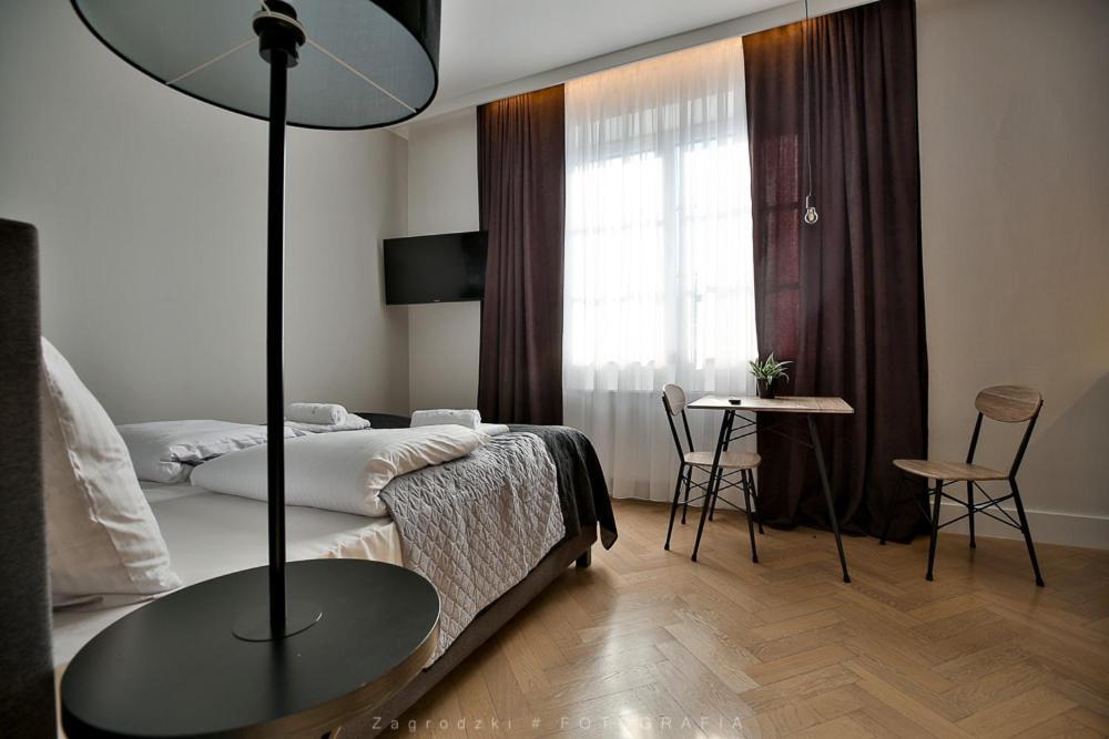 Saint Thomas Corner - By Upstairs Aparthotel Krakow Room photo