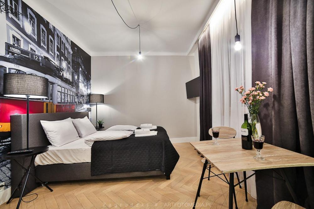 Saint Thomas Corner - By Upstairs Aparthotel Krakow Exterior photo