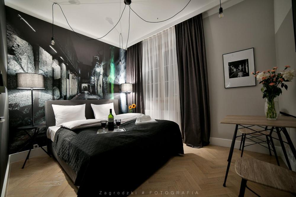 Saint Thomas Corner - By Upstairs Aparthotel Krakow Exterior photo