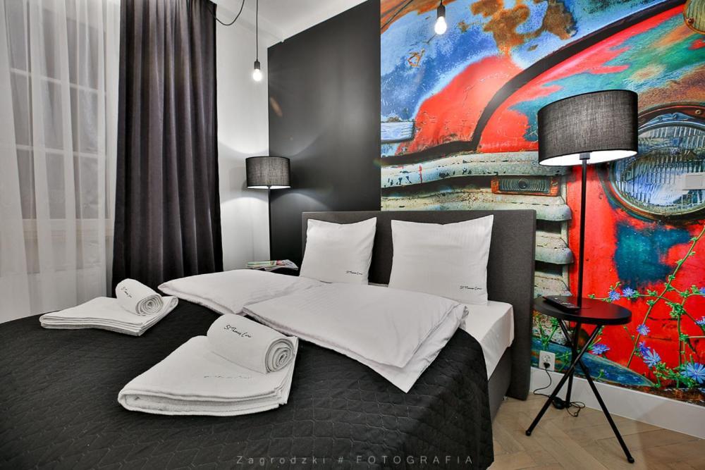 Saint Thomas Corner - By Upstairs Aparthotel Krakow Exterior photo